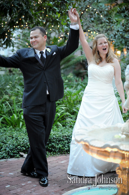 Best Courtyard Lake Lucerne - IW Phillips House Wedding photographer - Sandra Johnson (SJFoto.com)